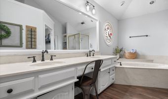 912 Velray Ave, Abernathy, TX 79311