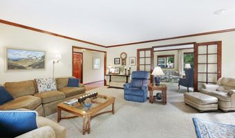450 Eldridge Rd, Aurora, OH 44202