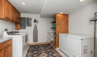 3020 Redbud Cir, Ames, IA 50014