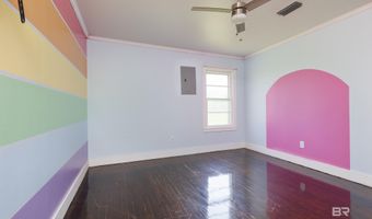 208 Beck St, Atmore, AL 36502