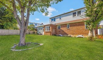 63 I U Willets Rd, Albertson, NY 11507