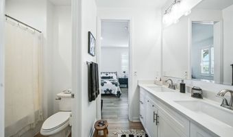 2428 Monroe Pl, Escondido, CA 92027