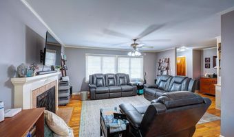 3 Eastridge Dr, Arkansas City, KS 67005