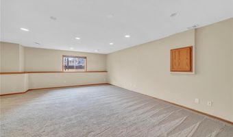 13883 Holly St NW, Andover, MN 55304