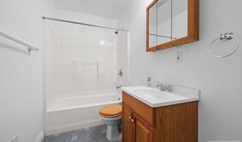 950 Clara Ct, Ammon, ID 83406