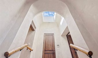 4 Avenida Herrera, Santa Fe, NM 87506