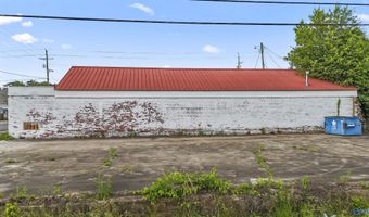 10 N Main St, Arab, AL 35016