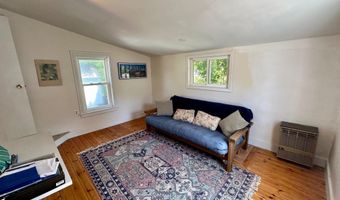 23 Holland St, Bangor, ME 04401