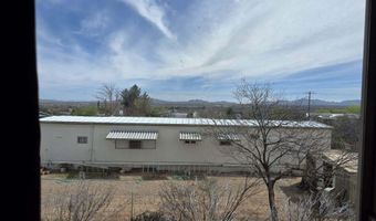 536 E Silverwood Ln, Benson, AZ 85602