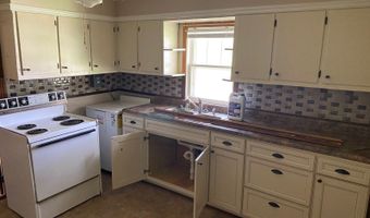 1386 Elvin Weeks Rd, Bethel Springs, TN 38315