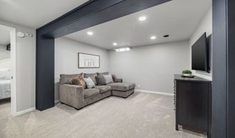 375 Partridge Ct, Algonquin, IL 60102