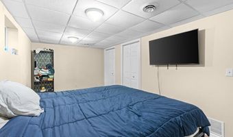 1647 Saint Francis Ln, Altoona, PA 16602