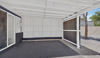 322 Princeton Dr SE, Albuquerque, NM 87106