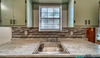 1403 A W Fox St, Carlsbad, NM 88220