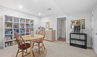 27 Colonel Wilkins Rd, Amherst, NH 03031