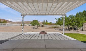 680 Buckskin Dr, Fernley, NV 89408