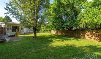 6 Eva Cir, Asheville, NC 28806