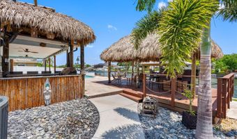 725 FLAMINGO Dr, Apollo Beach, FL 33572