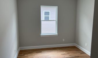 65 Grant Ave, Carteret, NJ 07008