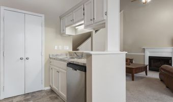 2383 Trafalgar Dr, Biloxi, MS 39531