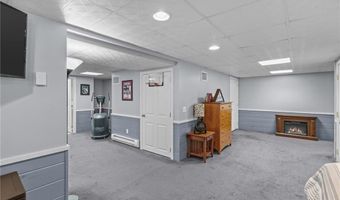 4 Hunters Run, North Providence, RI 02904