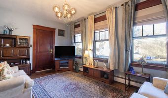 61-63 Home Pl, Branford, CT 06405
