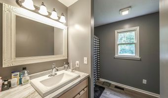 77 McDonald Rd, Tallapoosa, GA 30176