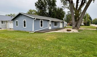 203 12th Ave, Britton, SD 57430