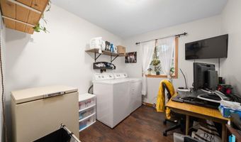 611 E 3Rd St St, Bridgewater, SD 57319