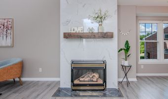 1892 Lindsay Ln, Ann Arbor, MI 48104