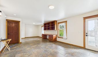 446 Highland Ave, Huron, CA 95570