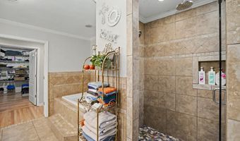121 Peacock Rd, Barnesville, GA 30204