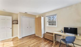 6 Advocate Pl, Danbury, CT 06810