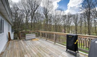61 Lakeside Dr NW, Alloway, NJ 07461