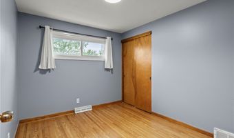 87 Imperial Dr, Amherst, NY 14226