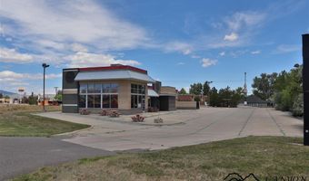 1902 Mountain View Dr, Cody, WY 82414