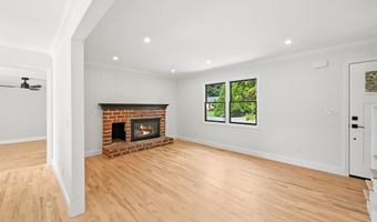 11 Budd Dr, Bethel, CT 06801