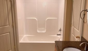 211 Keats Ln, Albrightsville, PA 18210