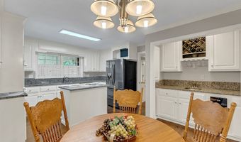 2518 E Doublegate Dr, Albany, GA 31721
