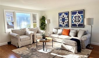 99 Salem Ave, Cranston, RI 02920