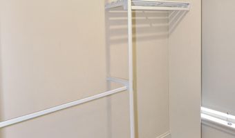 75 S Park St, Bangor, ME 04401