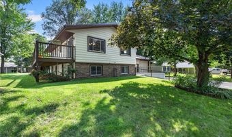 135 Knollwood St W, Annandale, MN 55302
