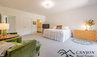 2307 Cougar Ave, Cody, WY 82414