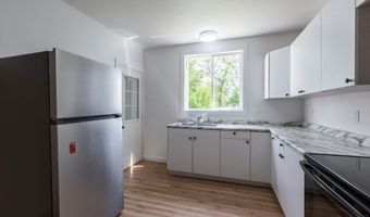 425 W Eagle St, Arlington, NE 68002