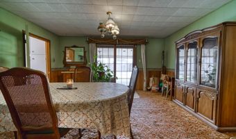 323 L St, Carlsbad, NM 88220