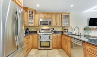 1 Arnold Palmer Ct, Alloway, NJ 07462
