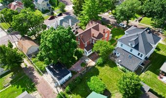 320 Parallel St, Atchison, KS 66002