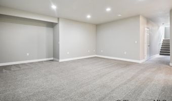 248 F QUARTER CIRCLE Loop, Cheyenne, WY 82007
