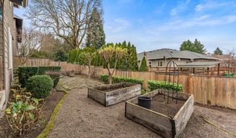 15485 SW WILLAMETTE VALLEY Ct, Beaverton, OR 97007
