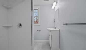 31 Swan St, North Providence, RI 02911